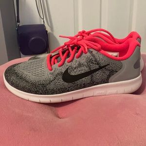 Nike free run shoes